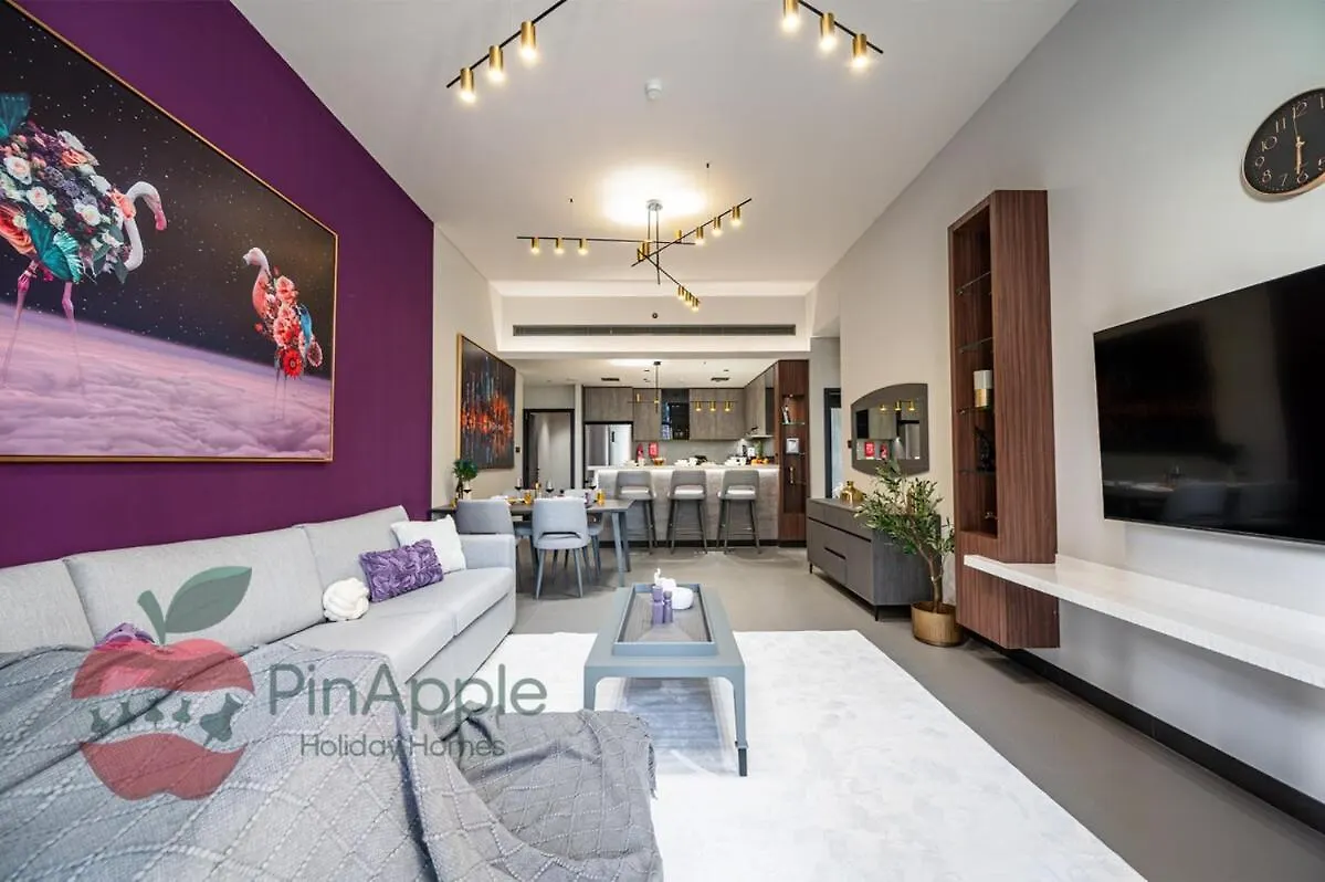 Mbl Royal Live 2Br And Maid Room Dubai