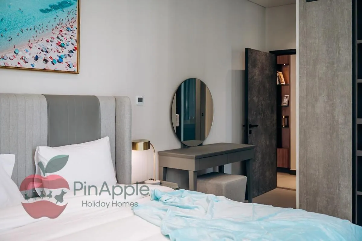 Mbl Royal Live 2Br And Maid Room Dubai