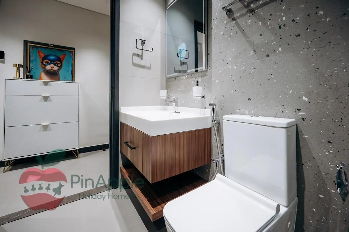 Mbl Royal Live 2Br And Maid Room Dubai