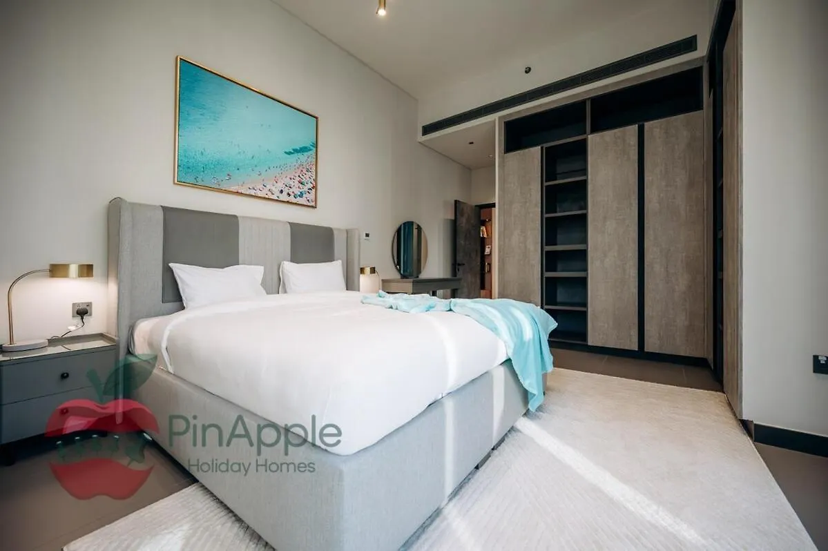 Appartement Mbl Royal Live 2Br And Maid Room Dubai