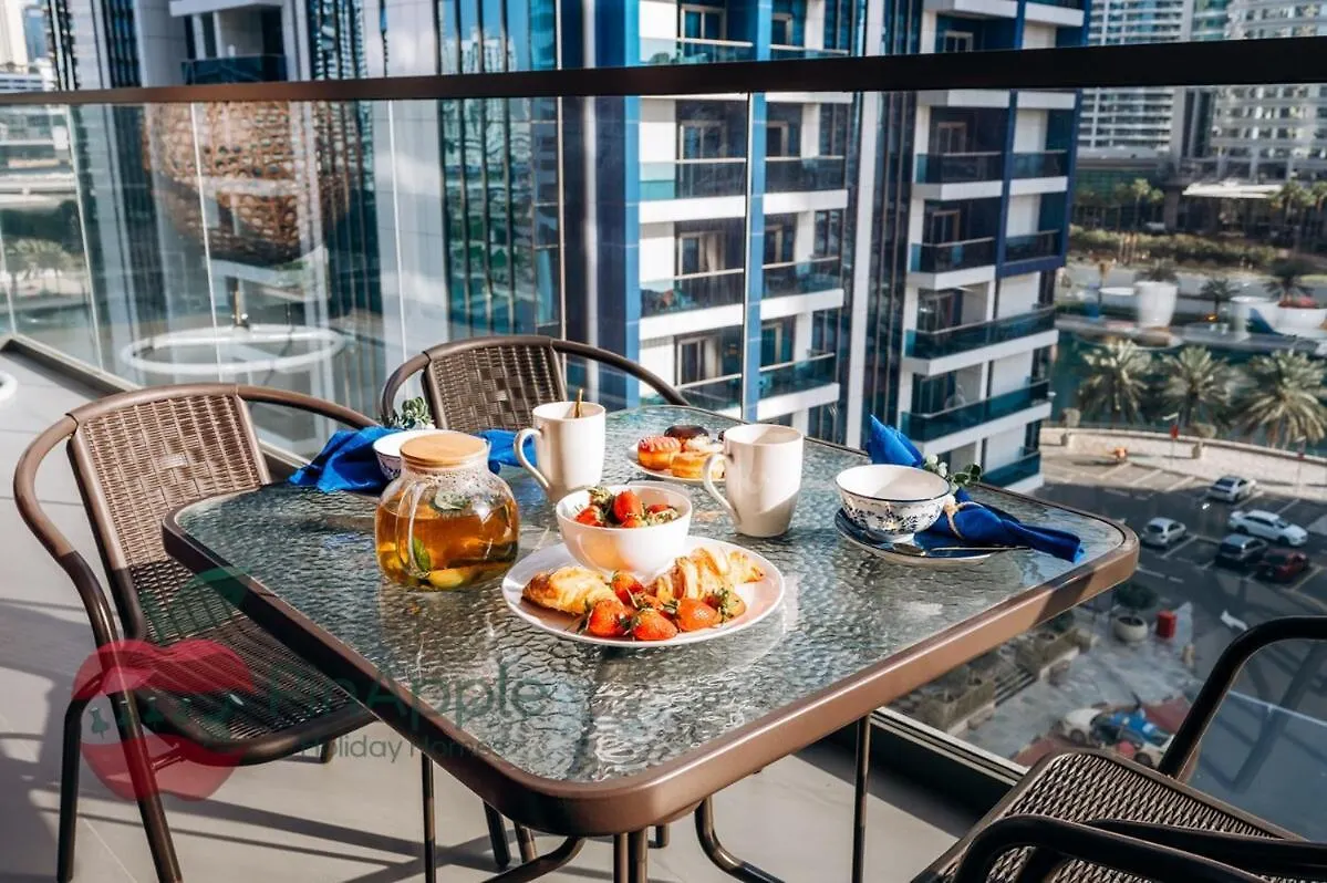 Mbl Royal Live 2Br And Maid Room Dubai