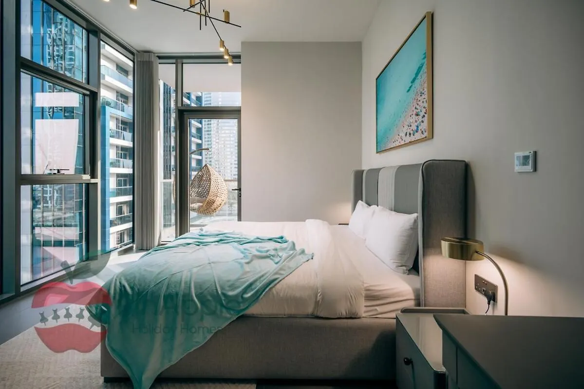 Mbl Royal Live 2Br And Maid Room Dubai