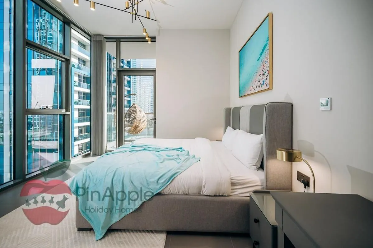 Mbl Royal Live 2Br And Maid Room Dubai 0*,