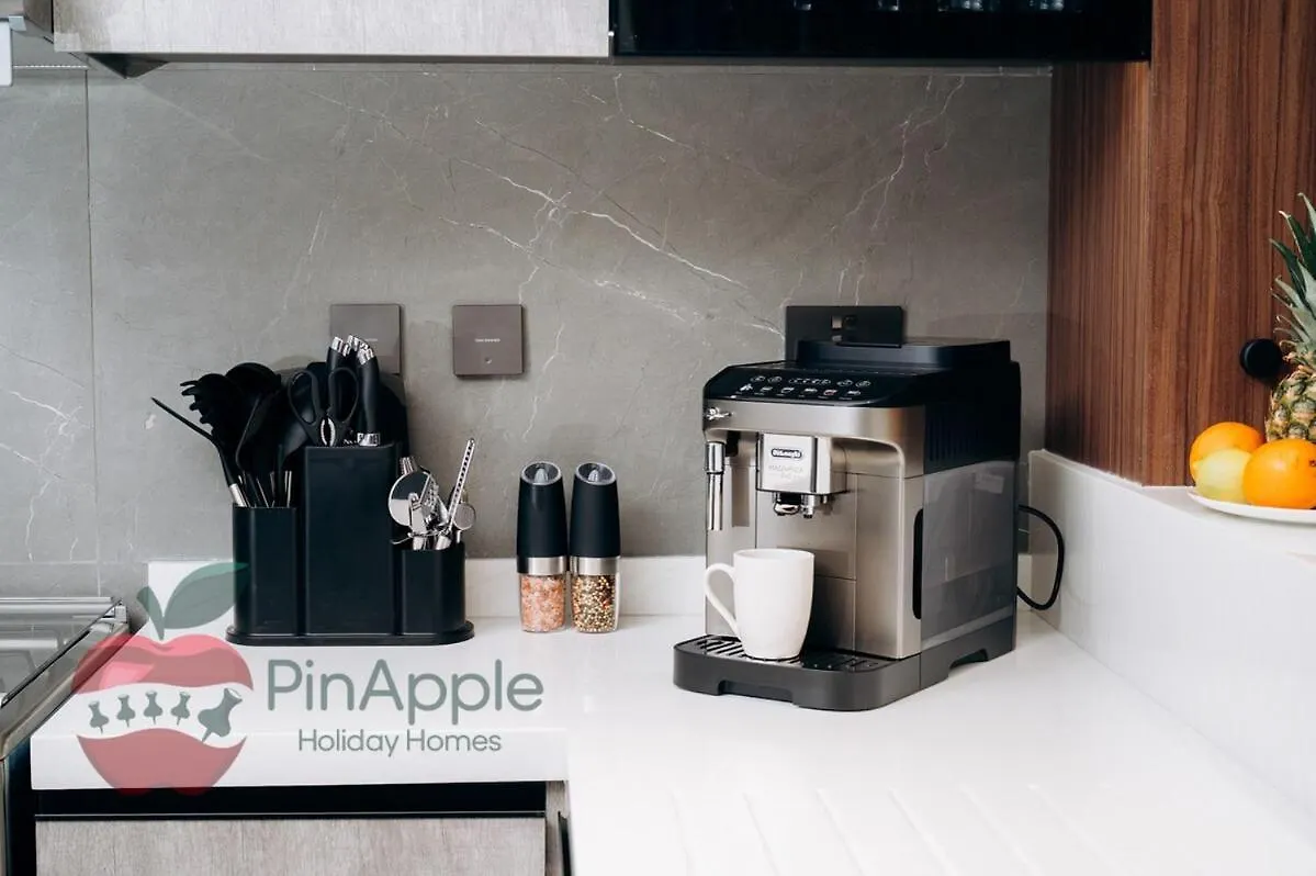 Mbl Royal Live 2Br And Maid Room Dubai 0*,  United Arab Emirates
