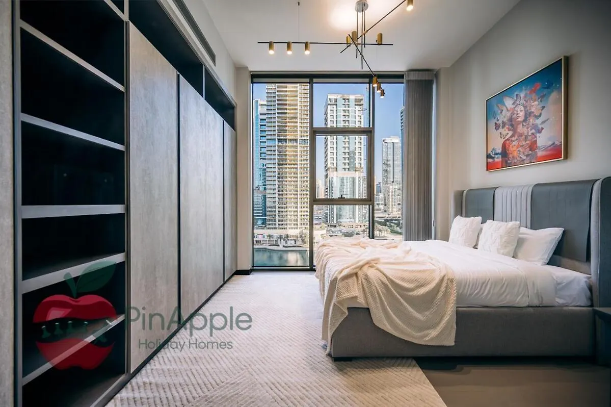 Mbl Royal Live 2Br And Maid Room Dubai United Arab Emirates
